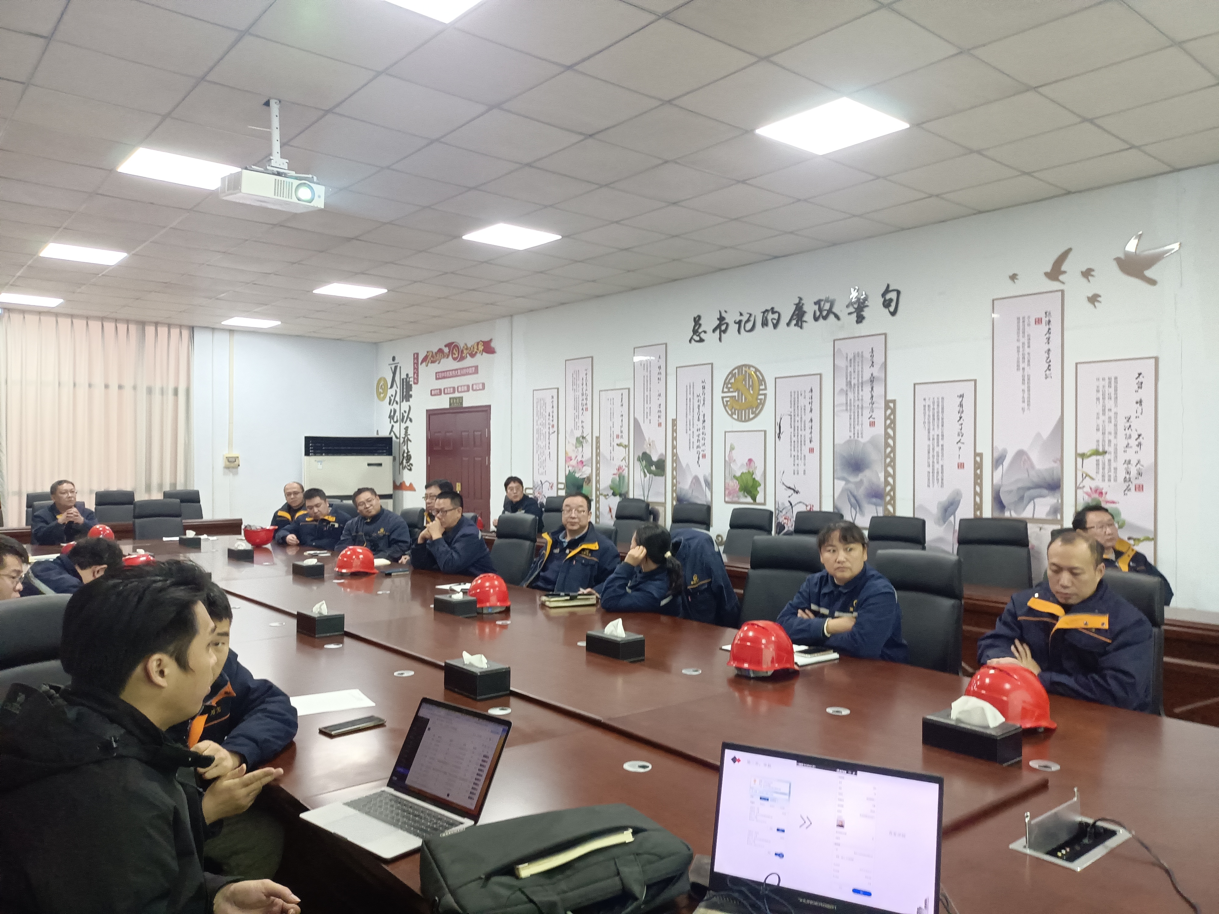 九嘉科技协同上市公司管理层为开发的智能门禁访客系统交付培训会